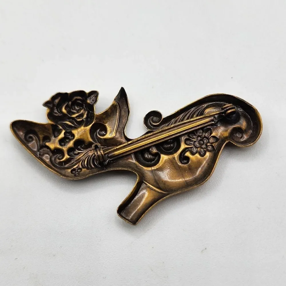Victorian Edwardian slipper brooch